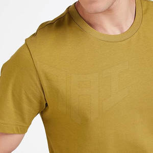 Camiseta de Hombre para Uso Diario, Manga Corta, Corte Cómodo, Color Sólido, Estilo Moderno - Product Image 4