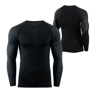 Camisetas Deportivas Rash Guard para Hombre al por Mayor, con Logotipo Personalizado, Impresión Digital, Ligeras, de Poliéster/Nailon de 160g, Tendencia en Moda - Product Image 3