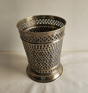 Pot à fleurs traditionnel en laiton de haute qualité, fait main, finement gravé, pour la conservation des fleurs, décoration pour la maison et le jardin. - Product Image 1