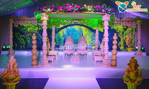 Magnifique décoration florale de mandap pour mariage, magnifique mandap de mariage avec fleurs blanches, fleurs de mariage tendance, piliers de mandap, États-Unis - Product Image 6