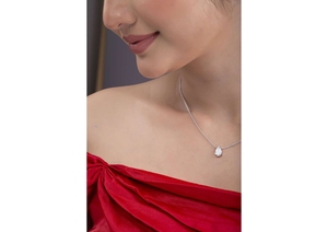 1.51CT Pear Cut CVD Diamond Solitaire <b>Pendant</b> 14KT <b>Solid</b> <b>Gold</b> IGI Certified Sustainable Luxury Jewelry Women's Color D Gift - Product Image 3