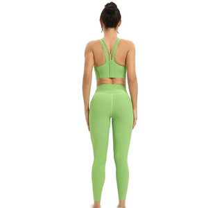 Ensemble de yoga respirant pour femmes, style tendance, prix abordable, séchage rapide, vêtements de sport fabriqués au Pakistan, ensemble de yoga pour femmes - Product Image 3