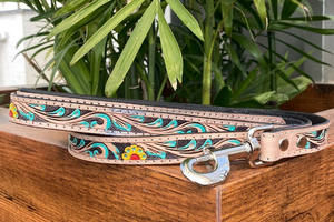 Accessoires personnalisés pour animaux de compagnie Laisse en cuir pour chien usiné à la main avec poignée rembourrée confortable Laisse personnalisable en cuir véritable pour animaux de compagnie - Product Image 3