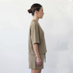 Ensemble deux pièces décontracté pour femme en coton, t-shirt à manches courtes et short, coupe ajustée, tailles personnalisées, tenue décontractée d'été - Product Image 6