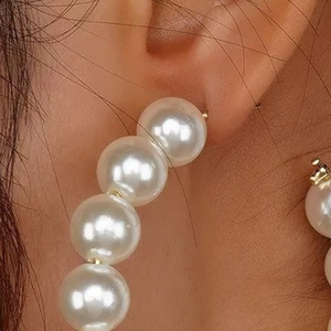 Pendientes de perlas elegantes a la moda, color blanco, pendientes de aro con perlas clásicas, accesorios de joyería de lujo para mujer, fiesta, boda - Product Image 5
