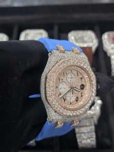 Montre de luxe pour homme personnalisée avec moissanite, mouvement mécanique, chronographe étanche, cadran en verre cristal - Product Image 2