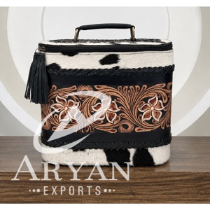 Wholesale Portable Women <b>Makeup</b> <b>Box</b> Toiletry Bag Cowhide & Tooled Leather Jewelry Case Organizer Travel Cosmetic Bag With Handle - Product Image 1