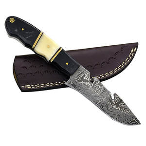 Cuchillo de caza de acero de Damasco con mango de madera premium para camping, senderismo y tareas de campo. El mejor cuchillo de caza. - Product Image 3