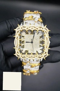 Reloj Analógico de Lujo Unisex de Acero Inoxidable con Cristal de Zafiro Cuadrado, Corona de Espinas, Diamantes Cultivados en Laboratorio VVS1 y Detalles en Oro - Product Image 3