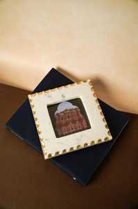 Cadre photo carré en marbre et métal personnalisé, réglable, fait main, pour mariage et décoration intérieure - Product Image 4