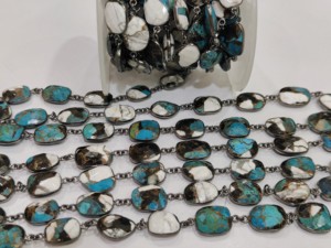 Chaîne de connecteurs en turquoise cuivre bleu blanc naturel, forme libre, 10 à 15 mm, vendue au mètre - Product Image 5