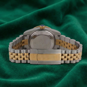 Reloj de Lujo de Dos Tonos con Bisel de Diamantes en Acero Inoxidable, Esfera Verde, Visualización de Fecha, Brazalete Jubilee - Product Image 3