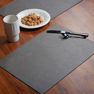 Napperons modernes ovales en tissu, sets de table octogonaux en cuir antidérapants, tapis de table marron uni antidérapant pour ensemble de salle à manger - Product Image 6