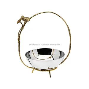 Tazón de Ensalada de Lujo con Acabado Plateado Brillante, Edición Limitada, Grabado a Mano en Oro, Ecológico, para Bodas y Fiestas, Hecho por Zahid - Product Image 1