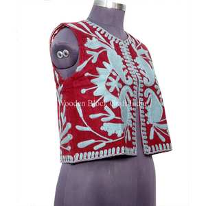 Chaqueta acolchada sin mangas de algodón para mujer, diseño étnico, bordada, corta, ecológica, de secado rápido, para exteriores, con logo frontal. - Product Image 2