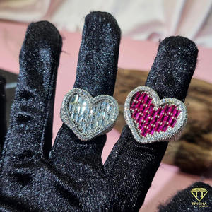 Anillo de Plata 925 con Diamante Cultivado en Laboratorio en Forma de Corazón, Tono Dorado, Joyería de Lujo con Piedras Completas para Compradores Mayoristas - Product Image 3