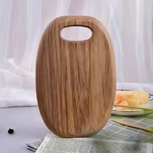 Planche à découper en bambou écologique de 2,0 cm d'épaisseur avec poignée, pour la cuisine, plateau de service en bois naturel non fini, motif classique, personnalisable - Product Image 1