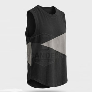 Camiseta sin mangas ligera para hombre, diseñada para entrenamientos en el gimnasio, entrenamiento deportivo, correr y actividades al aire libre. - Product Image 4