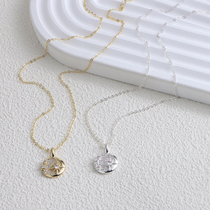 จี้เพชรทรงดาวพระจันทร์สไตล์ญี่ปุ่นเกาหลี ประดับเพชรเต็มตัว ดีไซน์หรูหรา โด่งดังในโลกออนไลน์ - Product Image 1