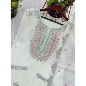 Ensemble de vêtements de fête pour femmes avec haut fantaisie Dupatta Sharara - Product Image 3