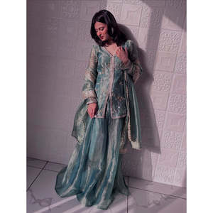 Conjunto de Traje de Fiesta para Mujer de Diseño, Top-Sharara y Dupatta para Ocasiones Elegantes - Product Image 5