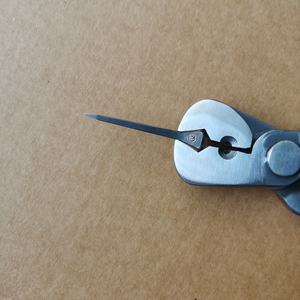 Extractor de Clavos para Cascos de Caballo Lift Sports de 12 Pulgadas, Herramienta de Herrador de Alta Resistencia para Veterinaria - Product Image 6