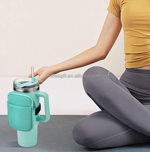 กระเป๋าใส่ขวดน้ำแบบสะพายไหล่หรือคาดลำตัว ปรับสายได้ ผลิตจากโพลีเอสเตอร์ ขนาด 30-40 ออนซ์ สำหรับใส่แก้วน้ำหรือกระบอกน้ำ - Product Image 3