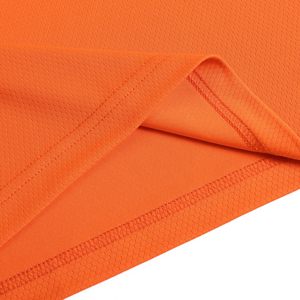 Haut de sport de luxe pour homme à manches courtes – Design esthétique, qualité supérieure, idéal pour l'entraînement et le sport - Product Image 3