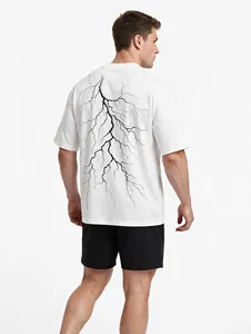 T-shirt blanc en tricot à manches courtes pour homme, col rond, coupe classique, léger et décontracté, avec imprimé éclair noir au dos - Product Image 2