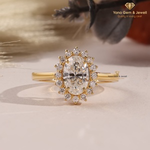 Anillo Floral Ovalado de Diamante CVD Cultivado en Laboratorio de 1.00 Quilates, Color D, Claridad VVS2, Oro Sólido de 14K, Certificado IGI, Elegante para el Día de la Boda - Product Image 1