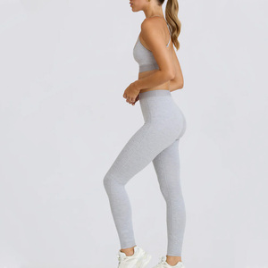 Conjunto de Yoga de 2 Piezas Personalizado para Mujer, Ropa Deportiva, Sujetador Deportivo y Leggings, Ropa de Entrenamiento, Ropa Deportiva Activa, Conjunto de Gimnasio - Product Image 3