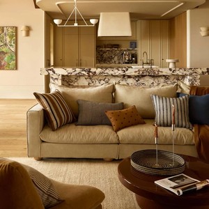 Meilleure Vente Plateau Rond Tressé en Jonc de Mer Couleur Naturelle Motif Anneau Écologique Plateau de Service Décoration Maison Fournisseur en Gros - Product Image 3