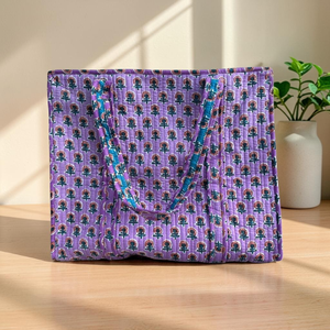 Sac fourre-tout en coton bohème brodé et matelassé à motifs floraux, peint à la main, léger, pliable, sac à bandoulière avec fermeture éclair, sac de transport sous le bras - Product Image 1
