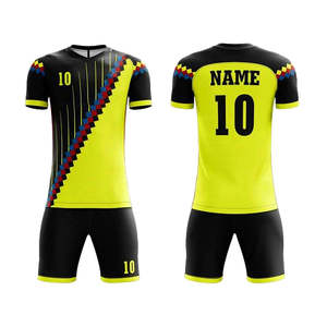 Uniforme de Fútbol para Hombre de Alta Calidad, Uniforme Deportivo Transpirable a Precio Económico, con Logotipo/Diseños Personalizados - Product Image 3