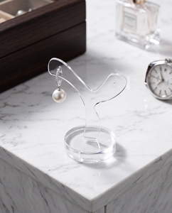 Trendy Acrylic Earring Display Stand Customizable Jewelry Holder for Single Earrings, Stylish and Attractive Design - Product Image 1