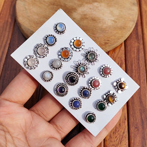 ต่างหูหินธรรมชาติ 100% ลดราคาพิเศษ ดีไซน์หรูหราทันสมัย เหมาะสำหรับใส่ทำงานและใส่ลำลอง มีจำหน่ายในราคาขายส่งจากโรงงาน - Product Image 3