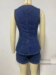 Ensemble short et chemise en jean deux pièces pour femme à prix abordable, coupe ajustée extensible, design tendance, séchage rapide - Product Image 3