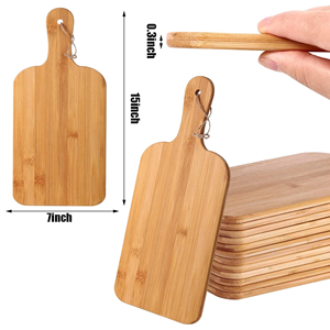 Planche à découper en bois artisanale en gros, plateau de service personnalisé pour charcuterie et fromages, planche à découper en bois durable du Vietnam - Product Image 4