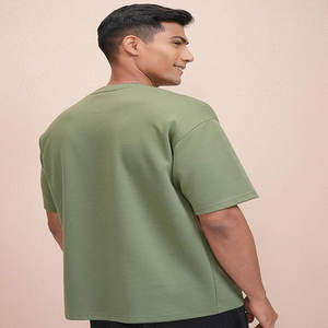 T-shirt en coton épais pour hommes de haute qualité LOGO personnalisé Design T-shirt rétro surdimensionné en coton à épaules dénudées avec col en O pour hommes - Product Image 3