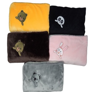 factory OEM winter smart battery powered heated blanket and shawl with carbon fiber <b>heating</b> elements - Product Image 1