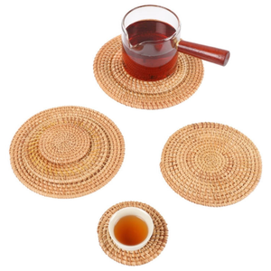 Posavasos de Bambú y Ratán Vietnamita Hecho a Mano, Ecológico, con Diseño Clásico de Flores, Decoración Navideña y Regalo para Exportación - Product Image 1