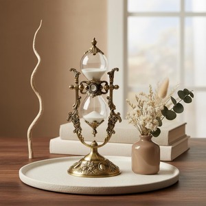 Minuteur à sable de style luxueux en laiton et verre finition or, idéal pour la décoration intérieure et les cadeaux, vente en gros depuis l'Inde - Product Image 2