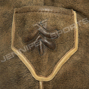 Auténticos pantalones bávaros de cuero hasta la rodilla para hombre, de piel de vaca y gamuza, conjunto tradicional alemán premium para el Oktoberfest. - Product Image 5