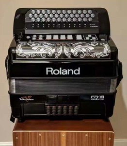 Recién Llegado, Nuevo Acordeón Rolan V-Accordion FR-8X Negro, Instrumentos de Teclado - Product Image 3