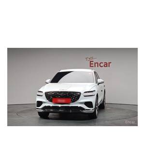 Genesis GV70 2.5T 2024, Gasolina, 2WD, con Caja de Cambios Automática, Asientos de Cuero, Cámara Trasera - 5,117 km - Product Image 3