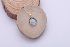 Collar con Colgante de Flor Azul, Tono Oro Amarillo/Rosa/Blanco de 9K, Pétalo Esmaltado, Dije Central con Flor Cultivada en Laboratorio, Joyería - Product Image 5