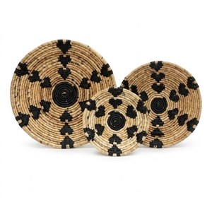 Ensemble de paniers en macramé en écorce de banane naturelle, panier mural suspendu, plateau rond peu profond, corbeille à fruits, décoration artistique pure pour la mise en scène de la pièce, artisanat - Product Image 1