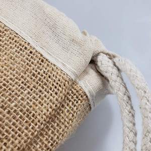 Sac à dos en jute fait main, sac de mode durable, léger, pour voyages et école - Product Image 4