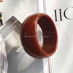 Elegante brazalete de resina con efecto de mármol blanco y madera hecho a mano, patrones naturales únicos, joyería de moda para mujer - Product Image 4