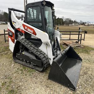 Chargeuse compacte BOBCAT T64 robuste pour la manutention de bois, avec moteur, pompe, boîte de vitesses et vérin hydraulique puissants - Acheter - Product Image 5